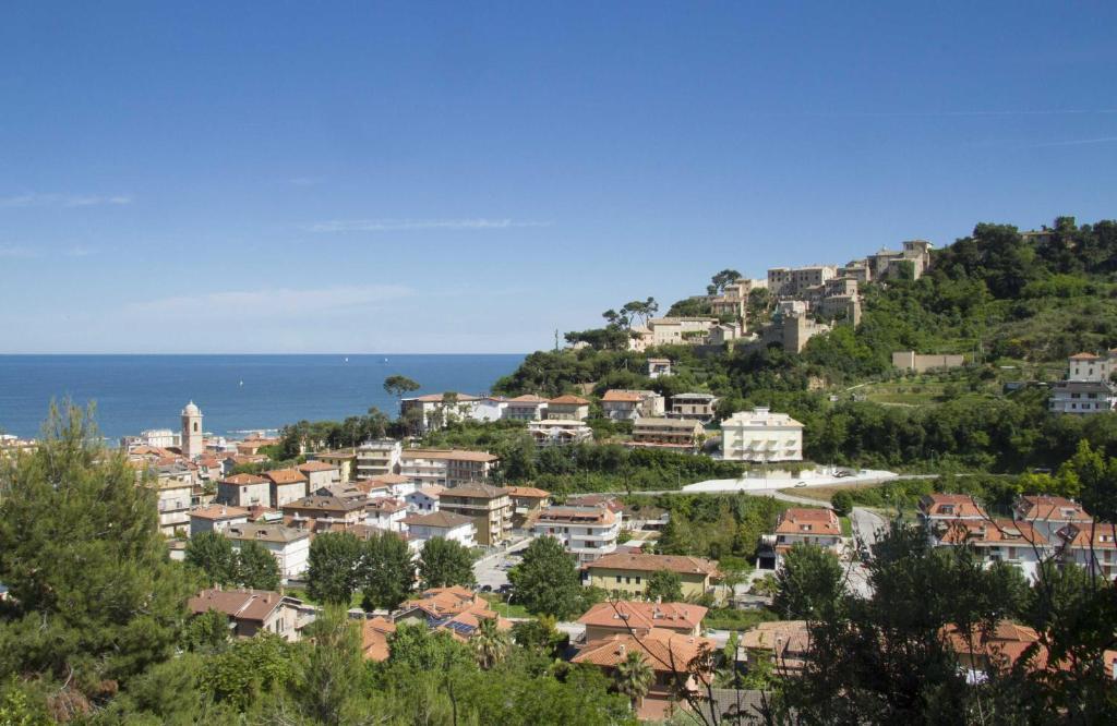 Residence I Delfini Cupra Marittima Exteriér fotografie
